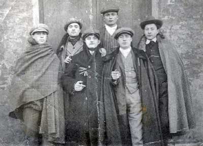 Viva viva sant'Andrè, l'è casch tal foss e un s po sughé